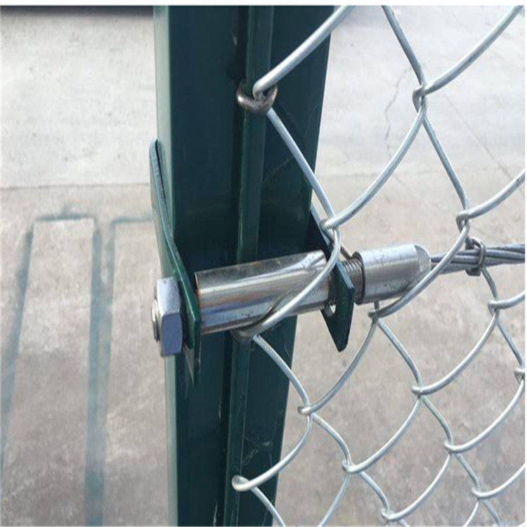 鋁包鋼機場隔離網圖片2