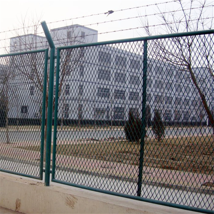 工業(yè)園區(qū)護欄網(wǎng)圖片2 工業(yè)園區(qū)護欄網(wǎng)圖片2