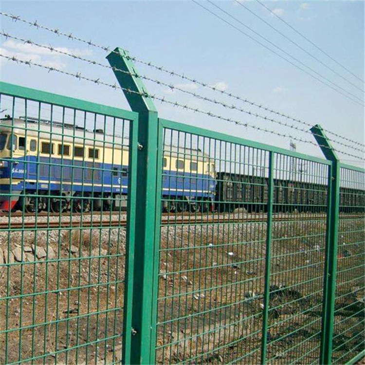  焊接網隔離柵圖片2