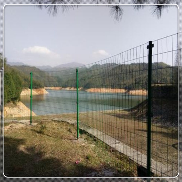 池塘安全隔離網圖片4