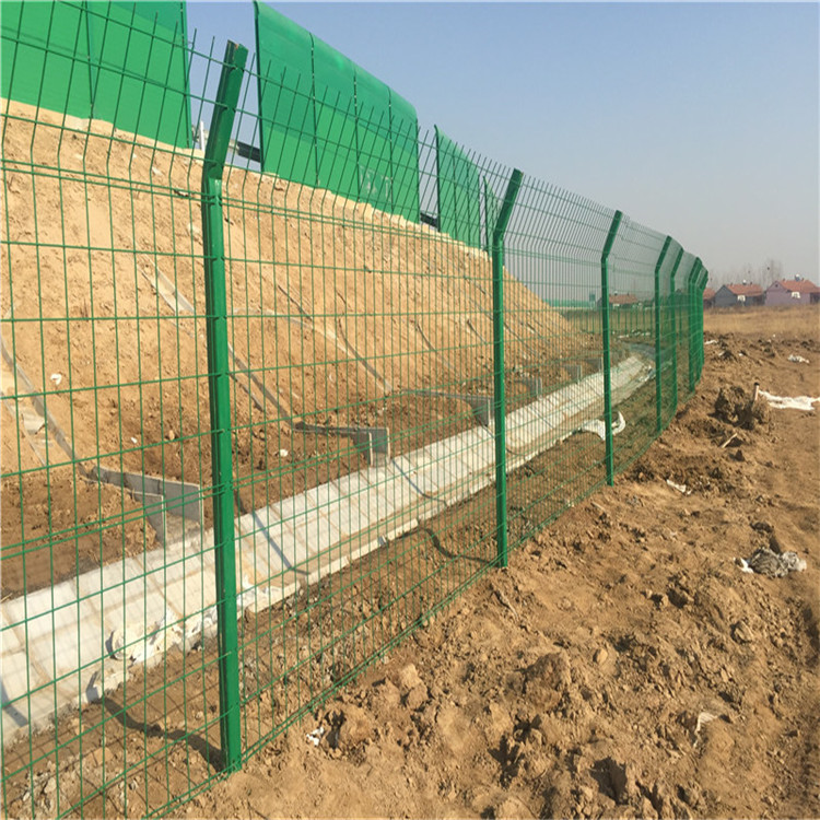 農場雙邊絲護欄圖片3 農場雙邊絲護欄圖片3