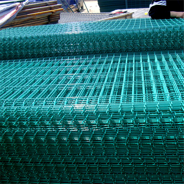 安裝光伏廠區隔離網圖片4