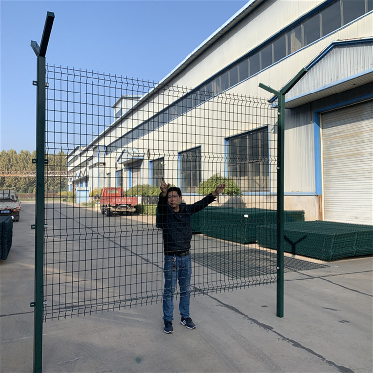 機場金屬隔離鋼網墻圖片3